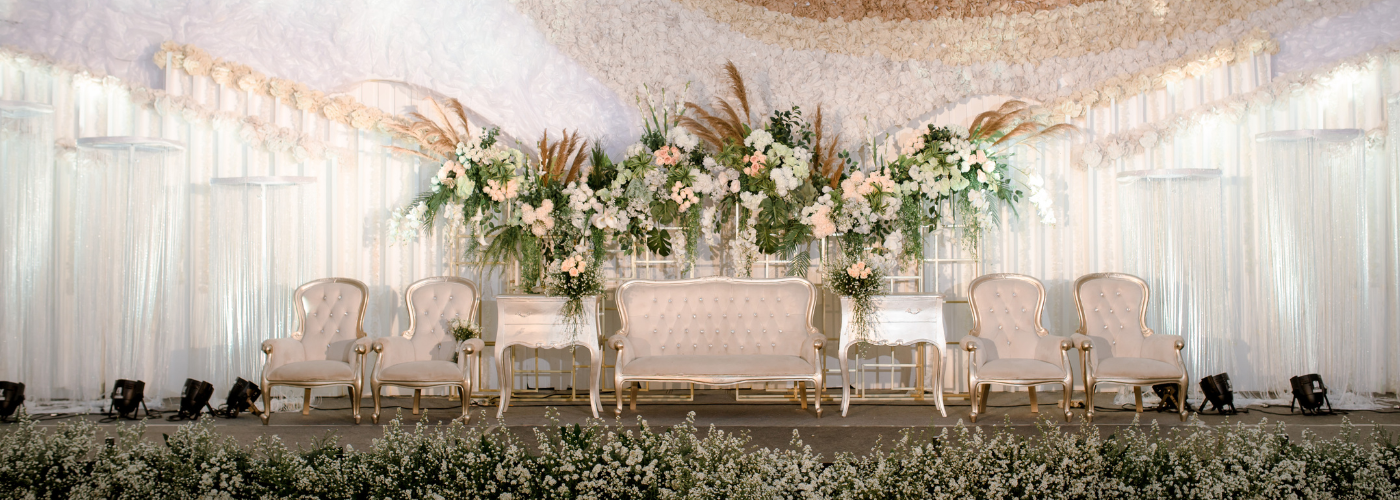 Budget versus luxury wedding vendors what you actually get at each price point UK