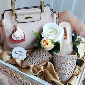 Women's Gift Packaging