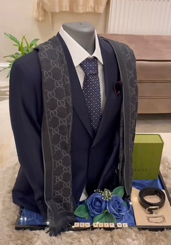 Mannequin Display 2