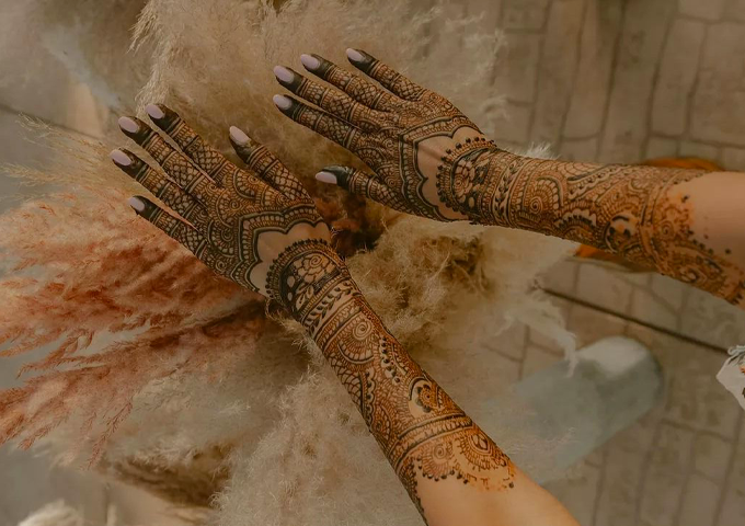 Intricate henna design 2
